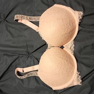 Victoria's Secret Very Sexy Rhinestone Push Up Bra 💗